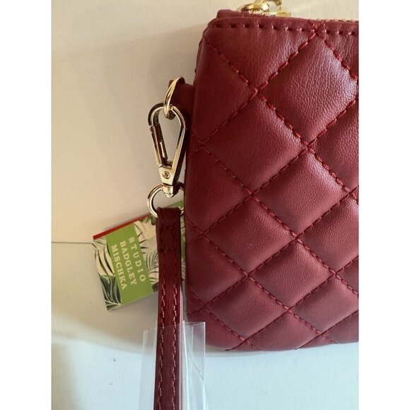 Bagdley Mischka Maroon Quilted Wristlet Vegan Leather NWT - Picture 3 of 7